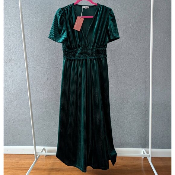 Maxigerui Dresses & Skirts - Romantic Velvet Maxi Dress